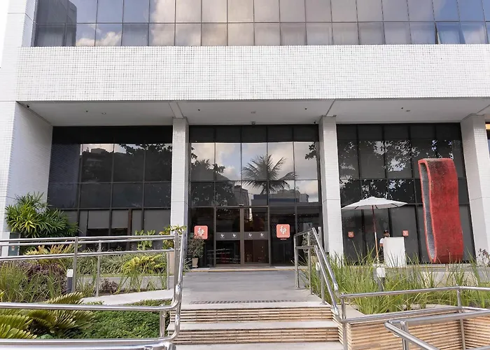 Beach Class Hotels&Residence - Flats em Boa Viagem por Yolo