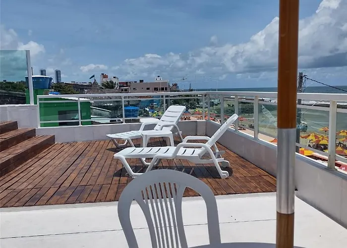 Casa Com Piscina À Beira Mar.