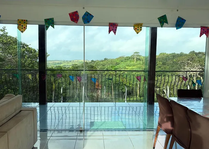 Casa de Vidro Sairé